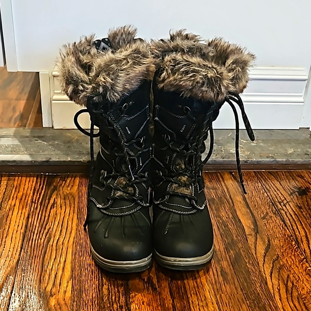 Blondo Sport Faux Fur Trim Waterproof Winter Boots 6